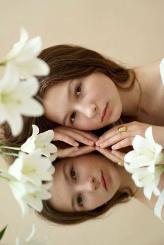 Women's portraits — Tenderness in a mirror reflection