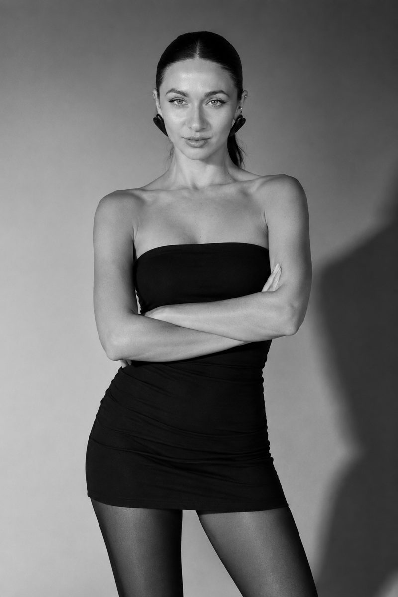 Cyclorama studio — shot 11